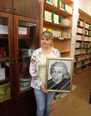 тактильный портрет Эйнштейна от Тифлоцентра «Вертикаль»