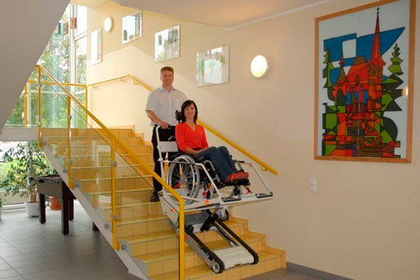 Лестничный подъёмник для инвалидов «Public»