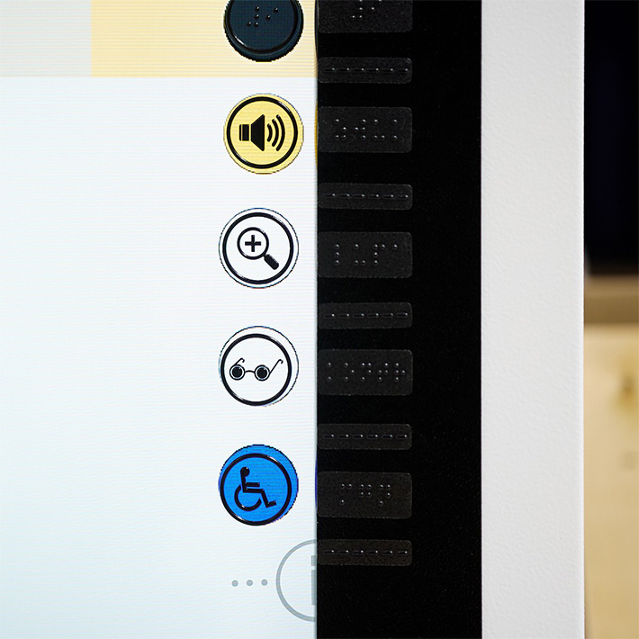 Тактильно-сенсорные терминалы от Тифлоцентра «Вертикаль» подходят для использования в общественных местах