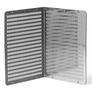 Специальные средства для обучения и письма точечным шрифтом по системе Брайля необходимы для получения навыков слабовидящими и слепыми детьми.