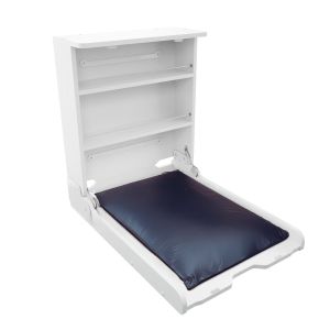 Настенные столики здоровья разработаны Тифлоцентром «Вертикаль» специально для безопасности и удобства во время медицинских или гигиенических манипуляций, терапевтического осмотра